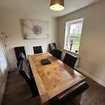Bay Shores - 2 2 Minutes - Part Of The The Bay Filey Village With Pool, Gym And Direct Access, Pub, Restaurant, Tennis And Meadows Walks Vakantiehuis *