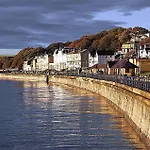 Vakantiehuis Bay Shores - 2 2 Minutes - Part Of The The Bay Filey Village With Pool, Gym And Direct Access, Pub, Restaurant, Tennis And Meadows Walks Reighton