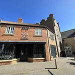Bay Shores - 2 2 Minutes - Part Of The The Bay Filey Village With Pool, Gym And Direct Access, Pub, Restaurant, Tennis And Meadows Walks Vakantiehuis Reighton