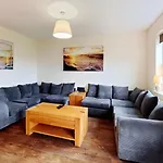 Vakantiehuis Bay Shores - 2 2 Minutes - Part Of The The Bay Filey Village With Pool, Gym And Direct Access, Pub, Restaurant, Tennis And Meadows Walks