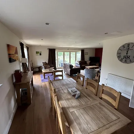 Bay Shores - Pool And Access - Collection Of 2 In One Sleeping 18 Total Reighton