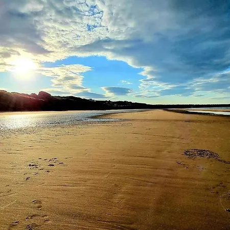 Bay Shores - 2 2 Minutes - Part Of The The Bay Filey Village With Pool, Gym And Direct Access, Pub, Restaurant, Tennis And Meadows Walks Ferienhaus Reighton