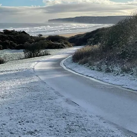 Bay Shores - 2 2 Minutes - Part Of The The Bay Filey Village With Pool, Gym And Direct Access, Pub, Restaurant, Tennis And Meadows Walks Ferienhaus Reighton