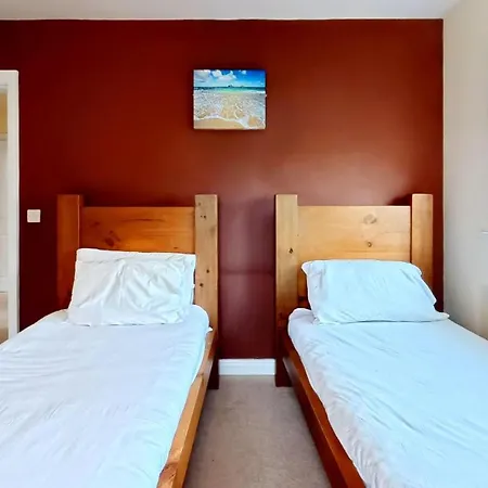 Bay Shores - 2 2 Minutes - Part Of The The Bay Filey Village With Pool, Gym And Direct Access, Pub, Restaurant, Tennis And Meadows Walks Vakantiehuis *